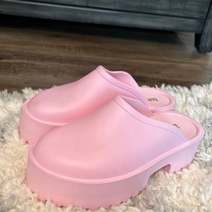 Ego Pink clogs